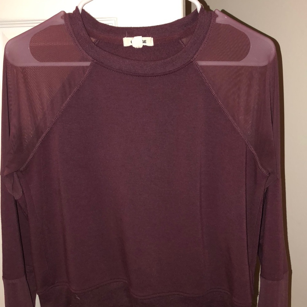 Cropped mesh-shoulder long sleeve